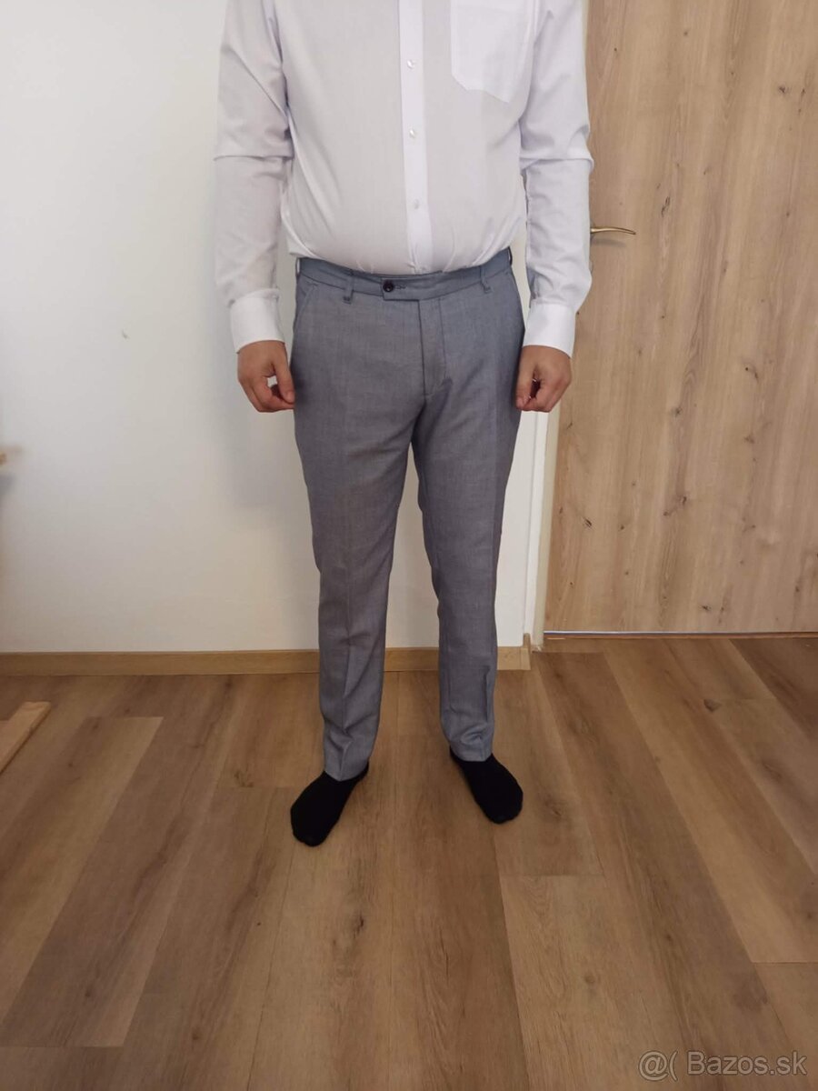 Tmavo-modrý pánsky oblek - 8