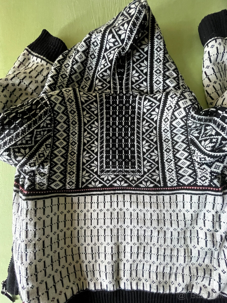 Thor Steinar zateplená mikina - 8