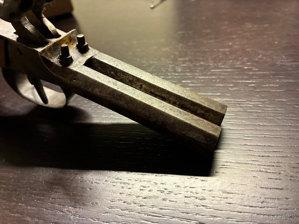 Dvojhlavňová perkusná pištoľ - 8