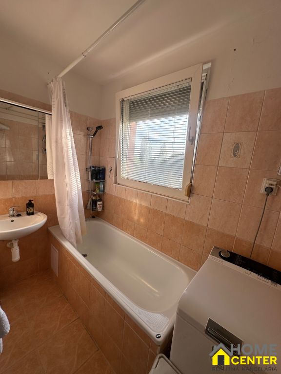 PREDAJ : 3 IZBOVÝ BYT S BALKÓNOM, KOMÁRNO - 8