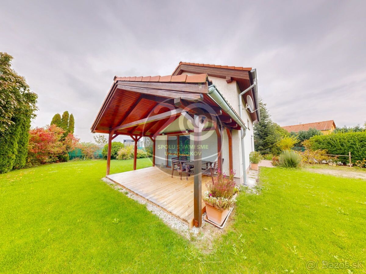 Celoročne obývateľný rekreačný dom pri Vojčianskom jazere (C - 8