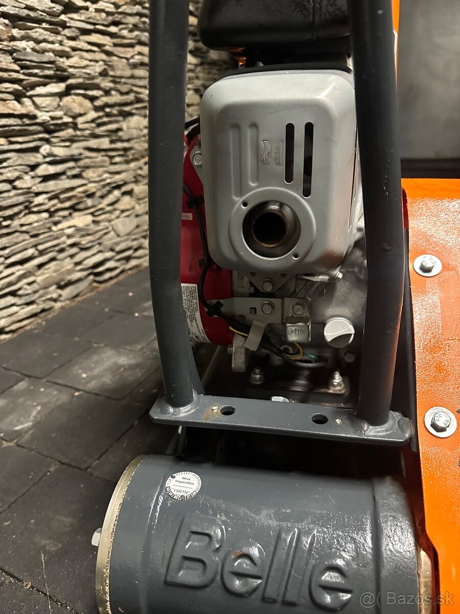 Vibračná zhutňovacia doska Belle 70 kg - 8