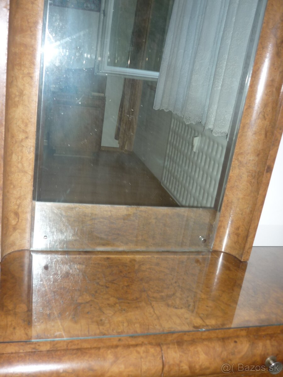 toaletný stolík so zrkadlom - 8