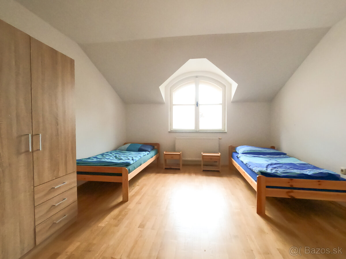 Predaj polyfunkčná budova s ubytovacím zariadením + dvoj - 8