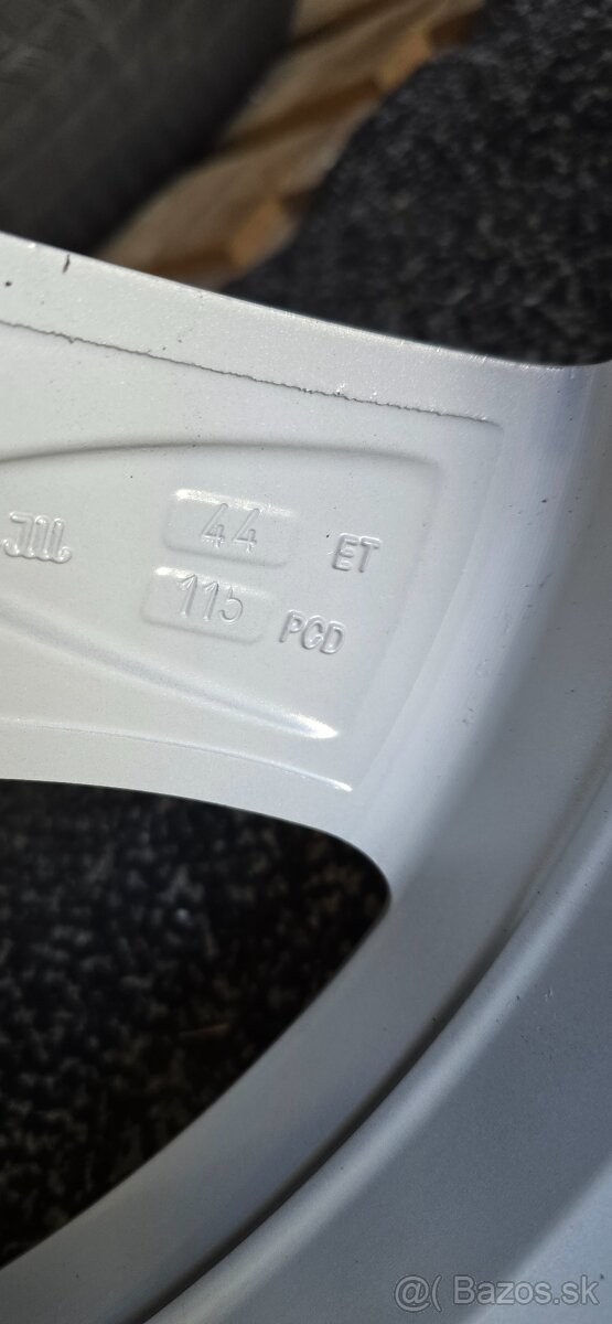 5x115,r17,7J,et 44 - 8