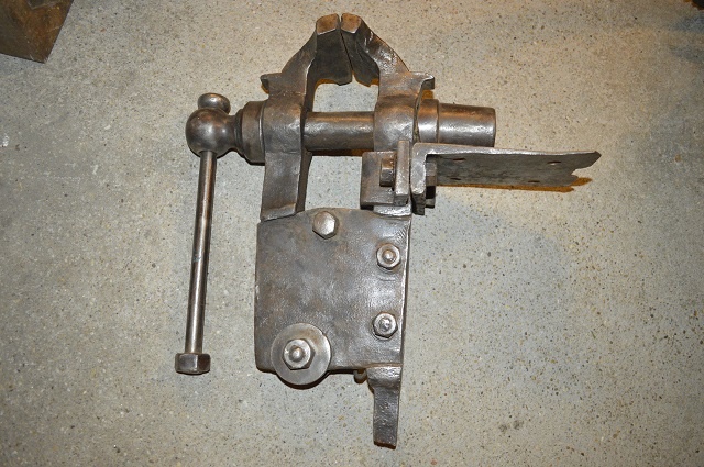 predam starozitny kovacsky zverak - 8