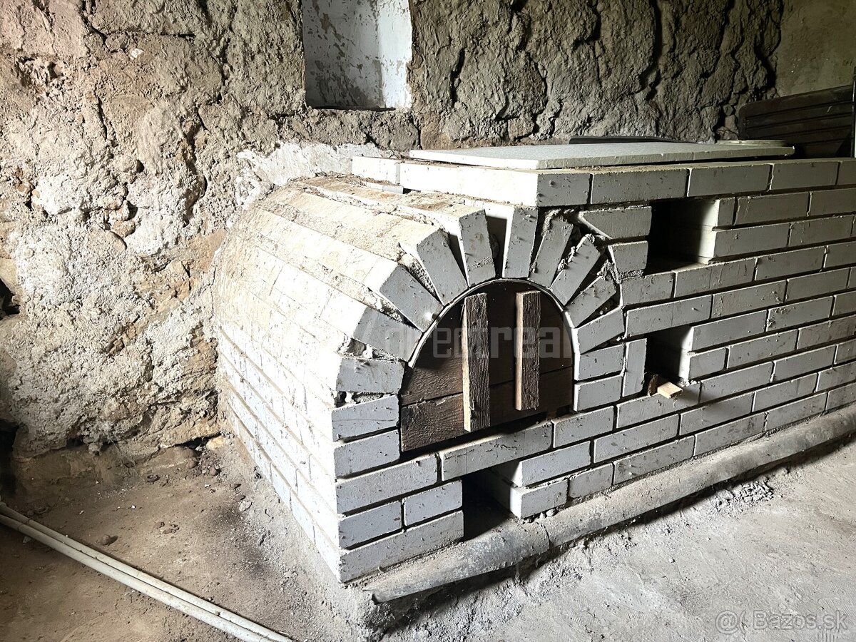 Kamenný dom s dušou – na predaj v tichej obci pri kú… - 8