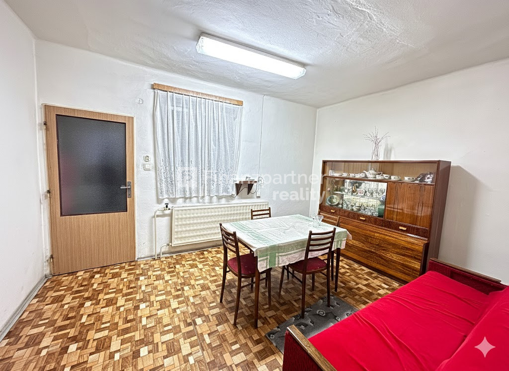 Rodinný dom s obrovským potenciálom v Boheľove (F040-12PEFU) - 8