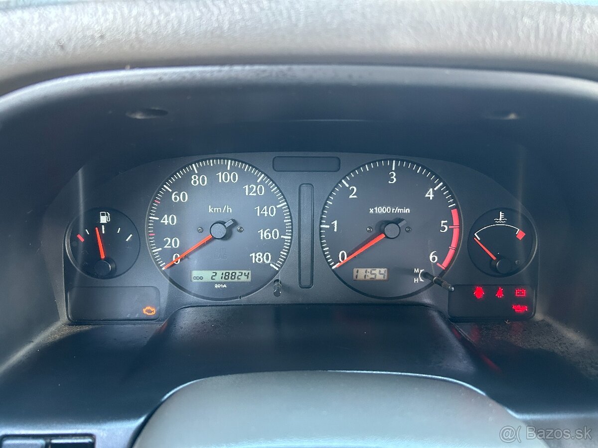 Nissan patrol y61 - 8