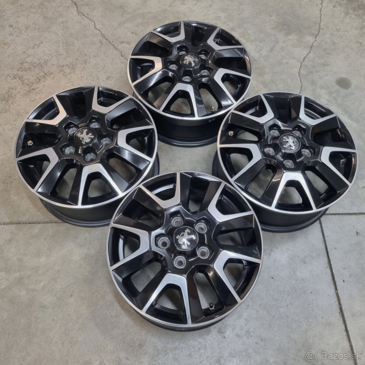 Hliníkové disky 5x118 R16 6J ET68 - 8