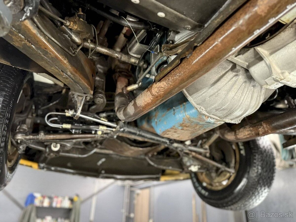 Chevrolet Corvette C3 z roku 1981 Stingray - 8