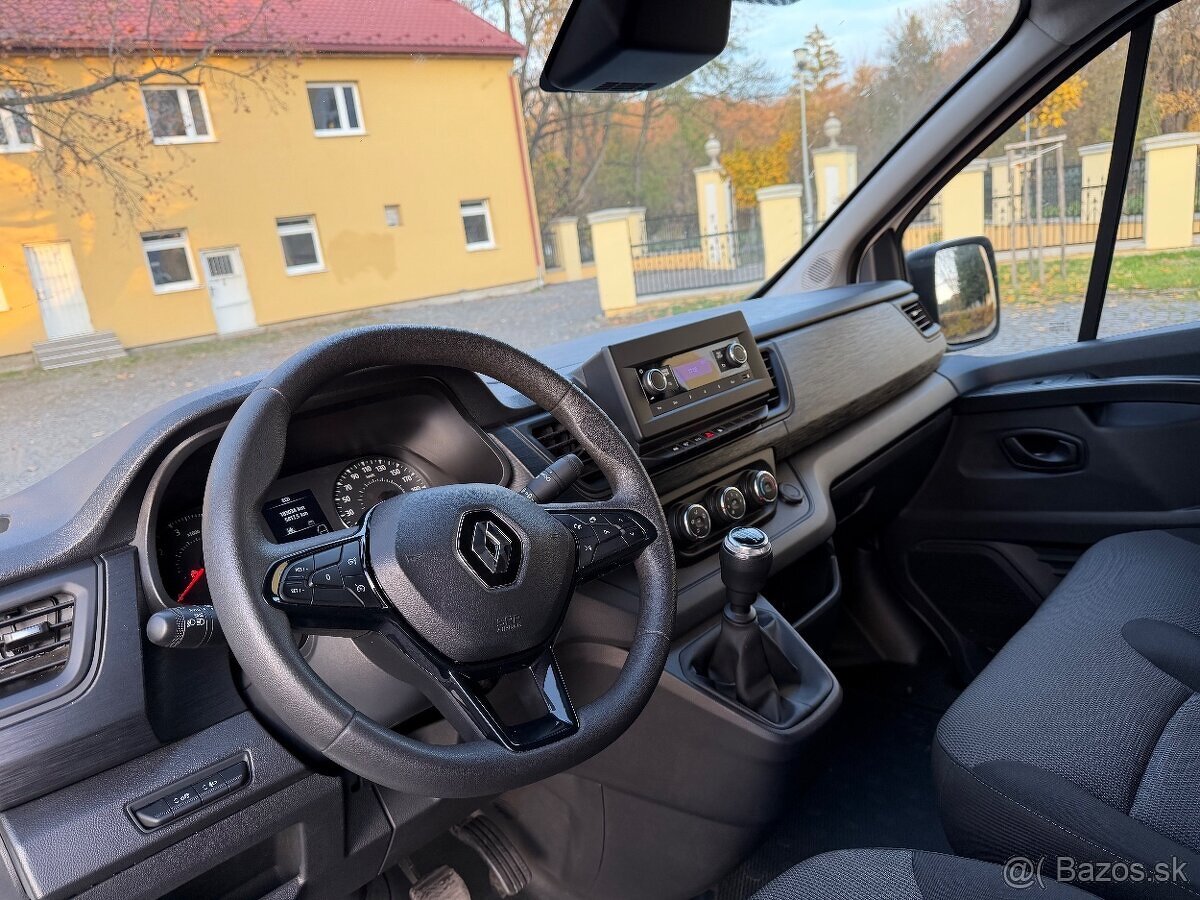 Renault Trafic 2.0 dCi L1H2P1 Extra - 8