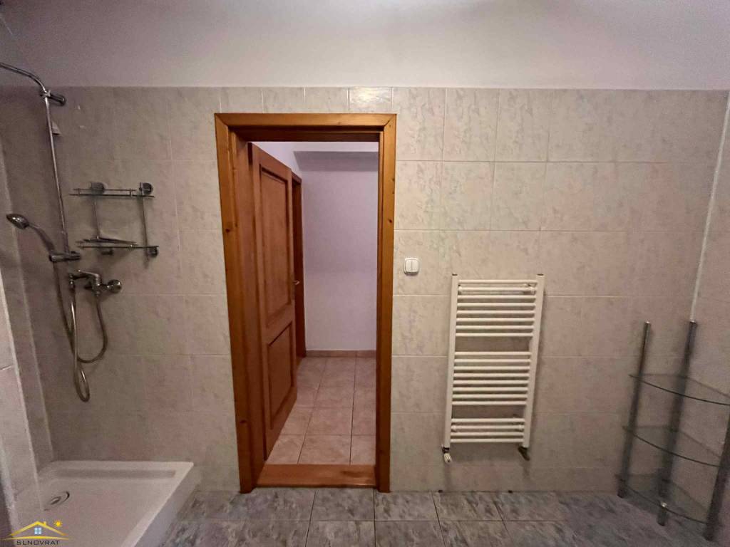 Luxusný 4-izbový mezonet priamo v centre Čadce - 8