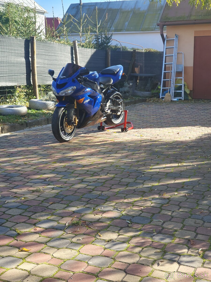 Kawasaki zx10r ninja - 8