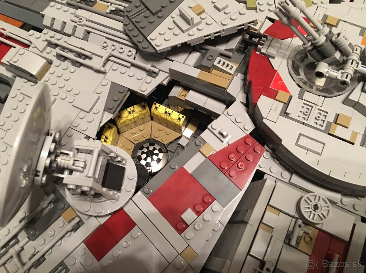Star Wars 75192 - Millennium Falcon - 8