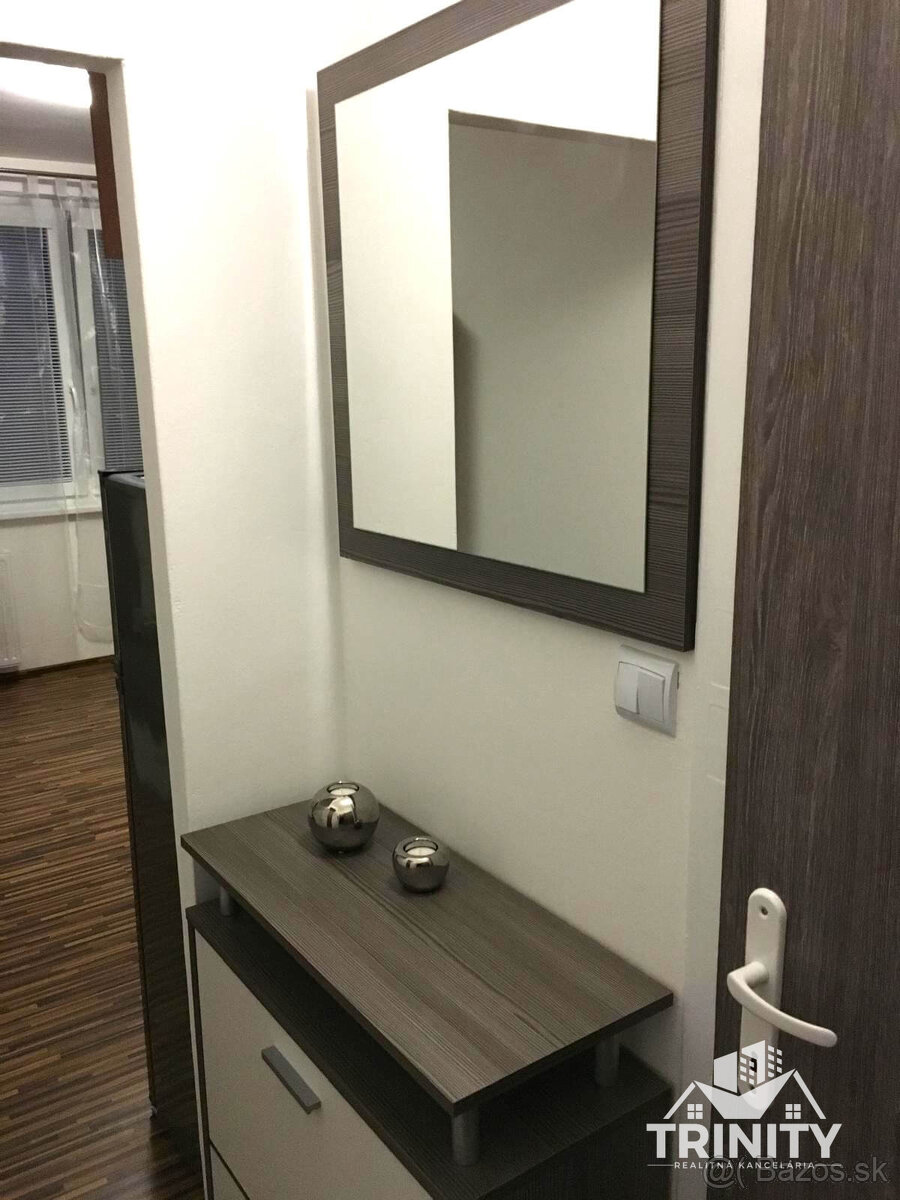 Na prenájom zariadená garsónka v Nových Zámkoch - 8