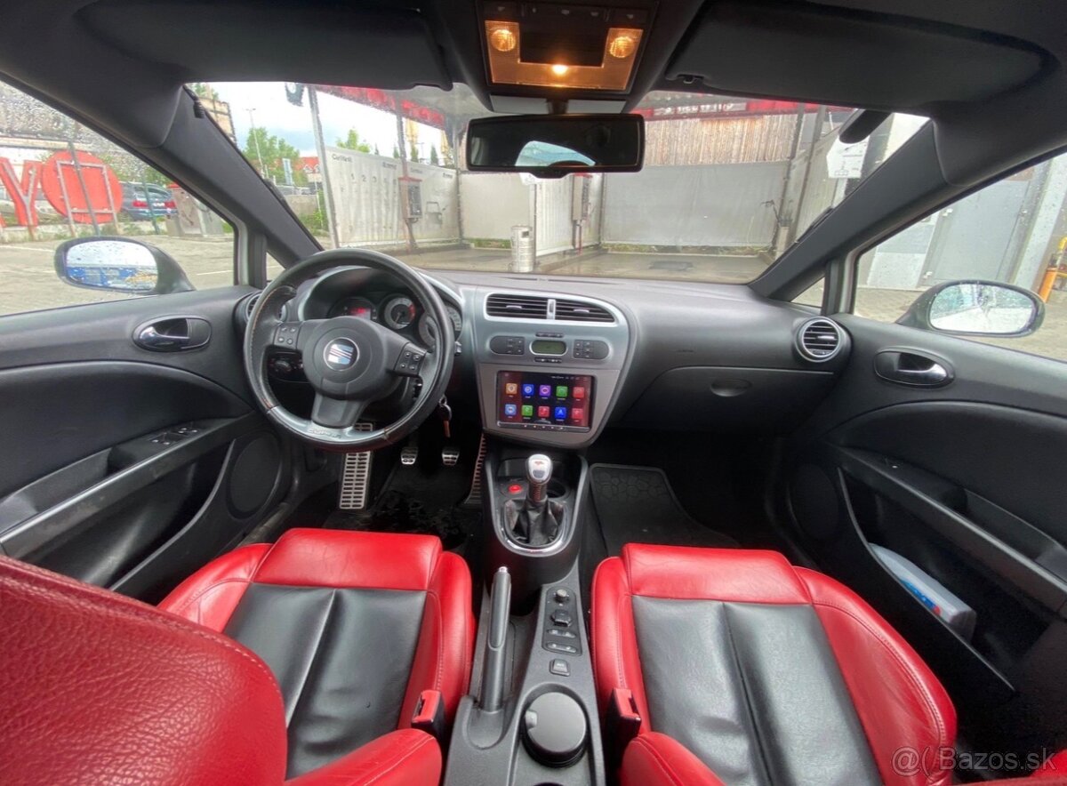 SEAT Leon 2.0 TSI Cupra 177 kW - 8