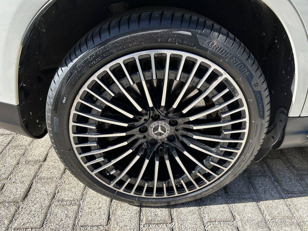 Mercedes-Benz EQC 400 4MATIC AMG Line - 8