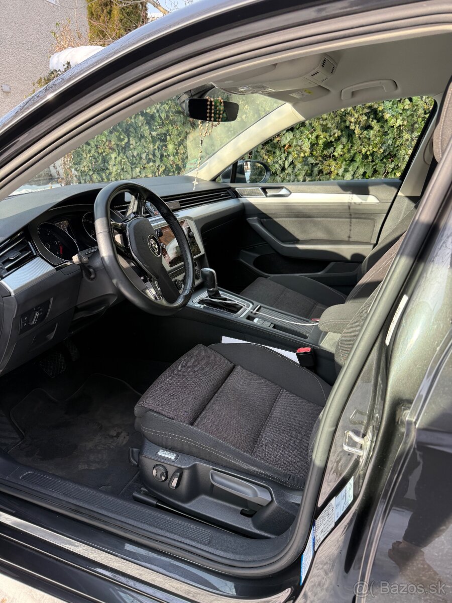 Volkswagen Passat B8 - 8