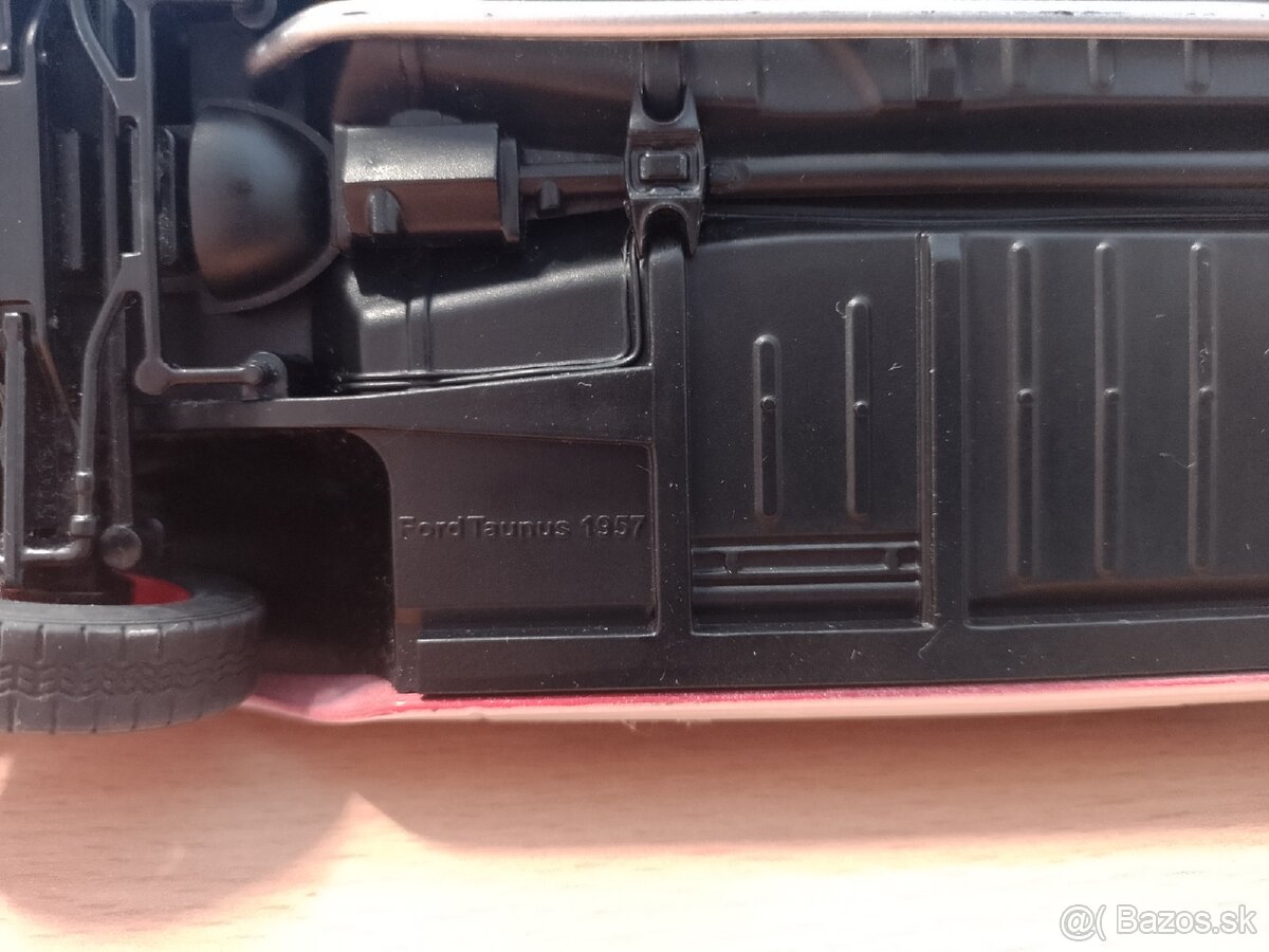 Predám Ford Taunus limitovaná edícia KK scale 1:18 - 8