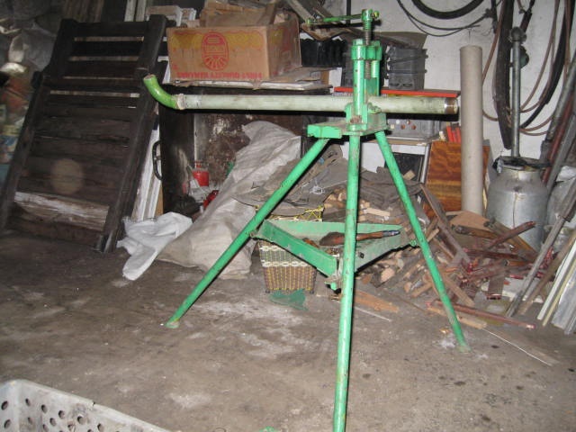 závitnice, závitové nože sady, stojan Pionier - 8