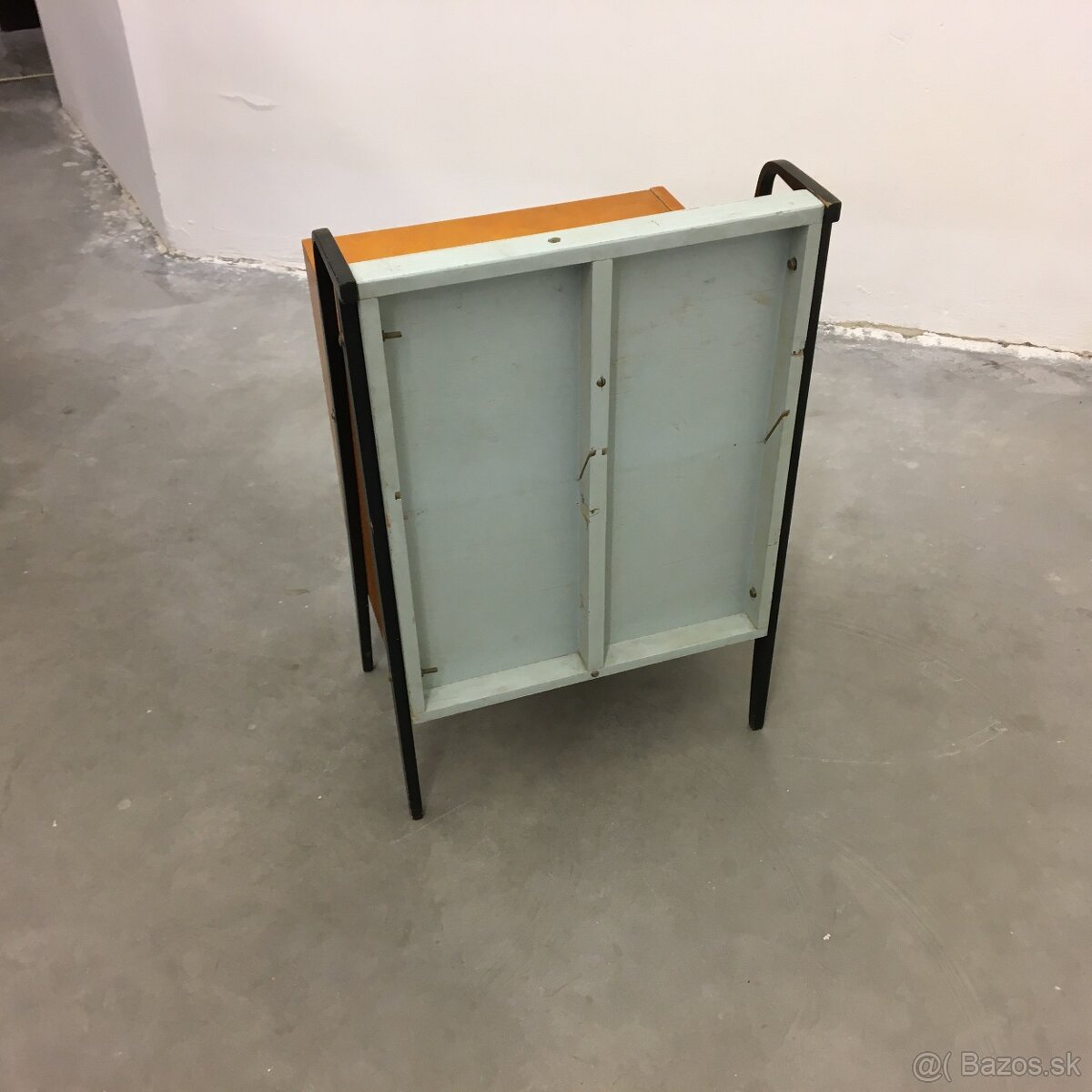 Predam Retro komoda skrinka Tatra Nabytok nocny stolik. - 8