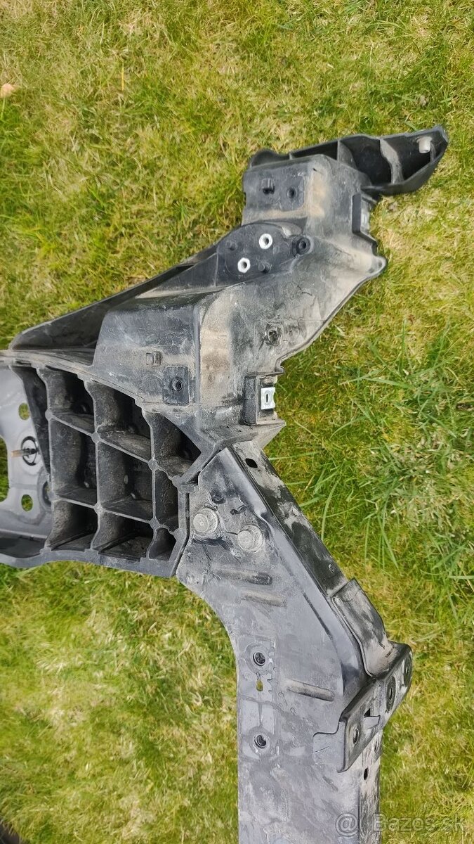 Kia Sportage IV 4 2016 - 2021 - Predne celo čelo stena - 8