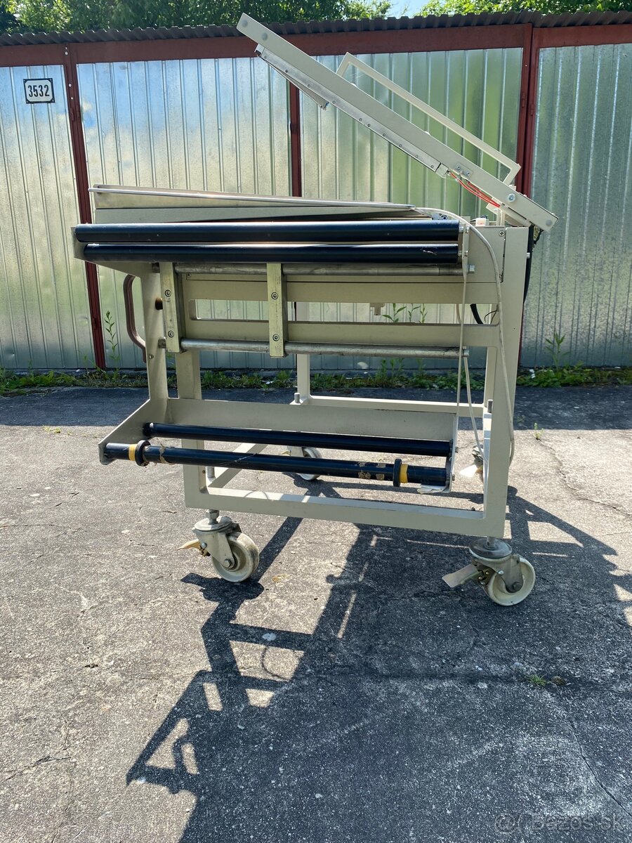 Termo baliaci stroj - balicka na fóliu (shrinking machine) - 8
