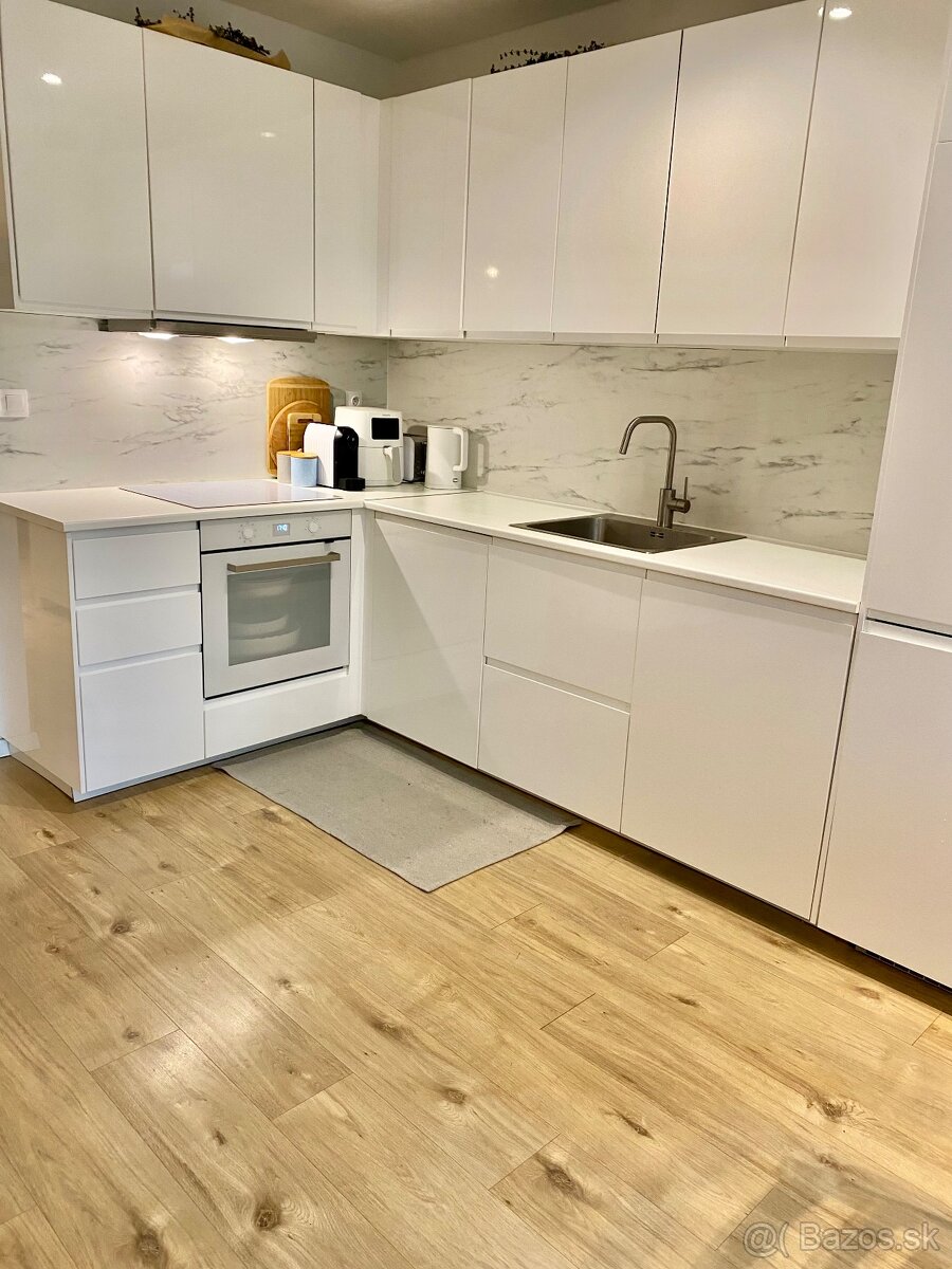 Vyrazna zĺava. Dom pri Bille v Miloslavove - 8