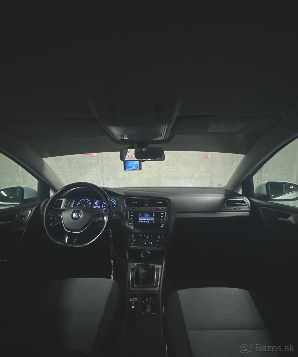 VOLKSWAGEN GOLF 7 1.2TSI BlueMotion - 8