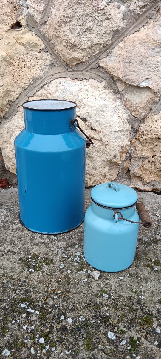 Stojan, koreničky, kandlička, peračník, ošatka.. - 8