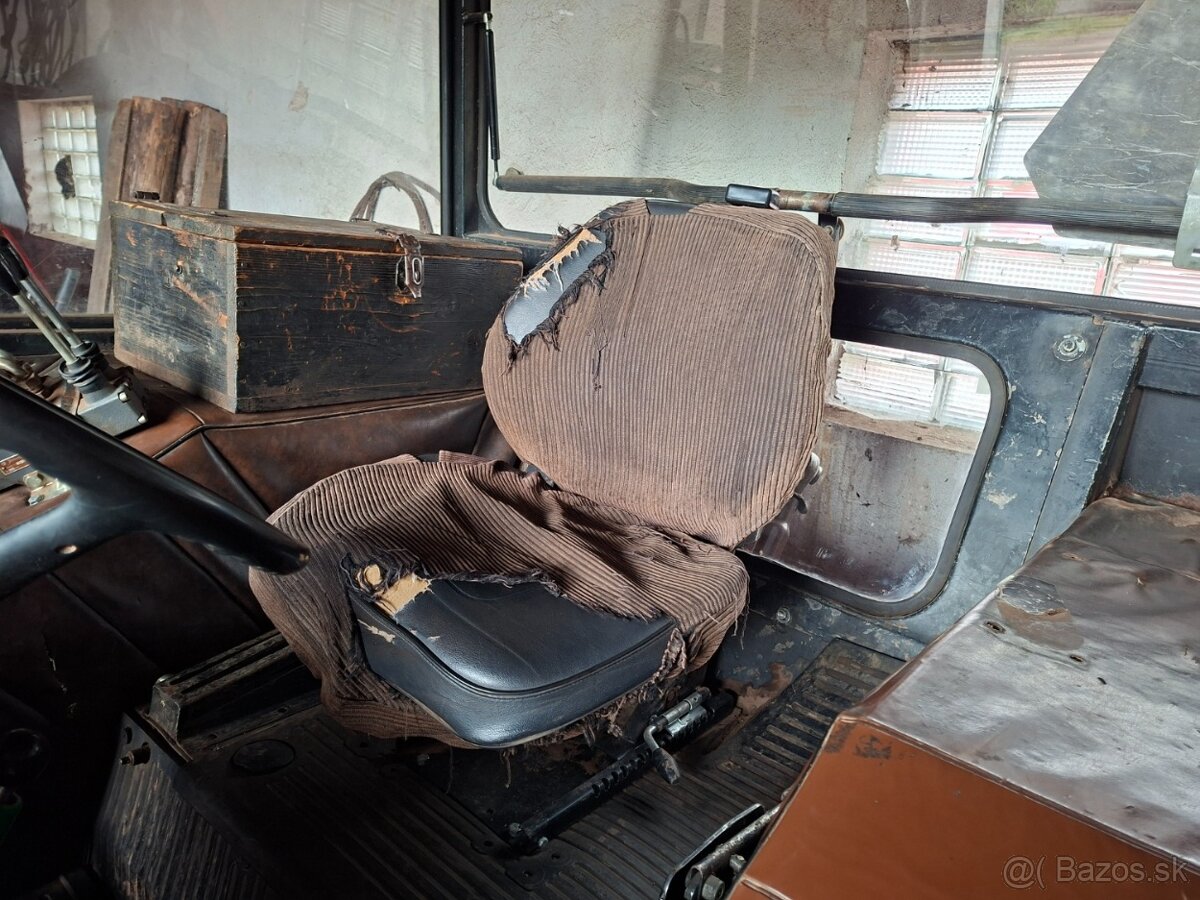 ZETOR 7245 4X4 + ČELNÍ NAKLADAČ - 8