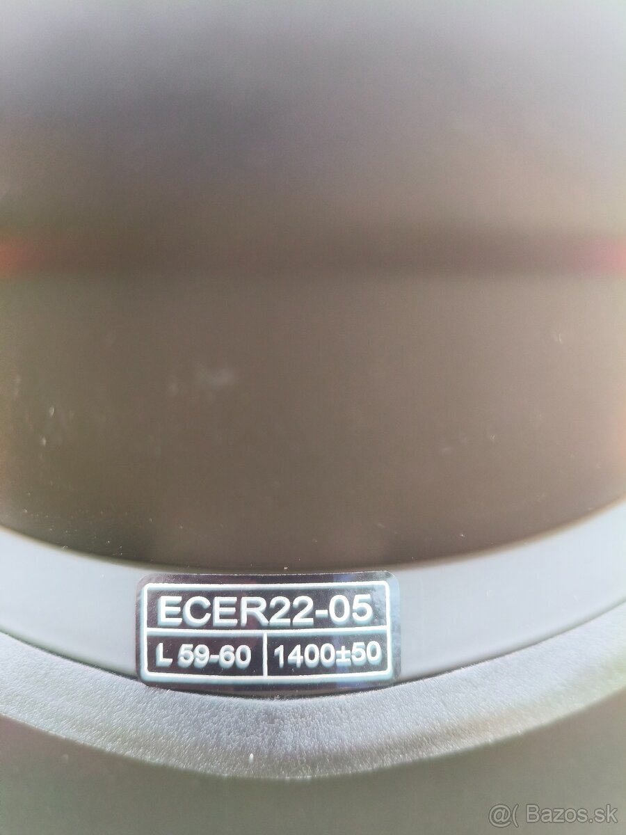 Přilba na motorku. Nová - 8