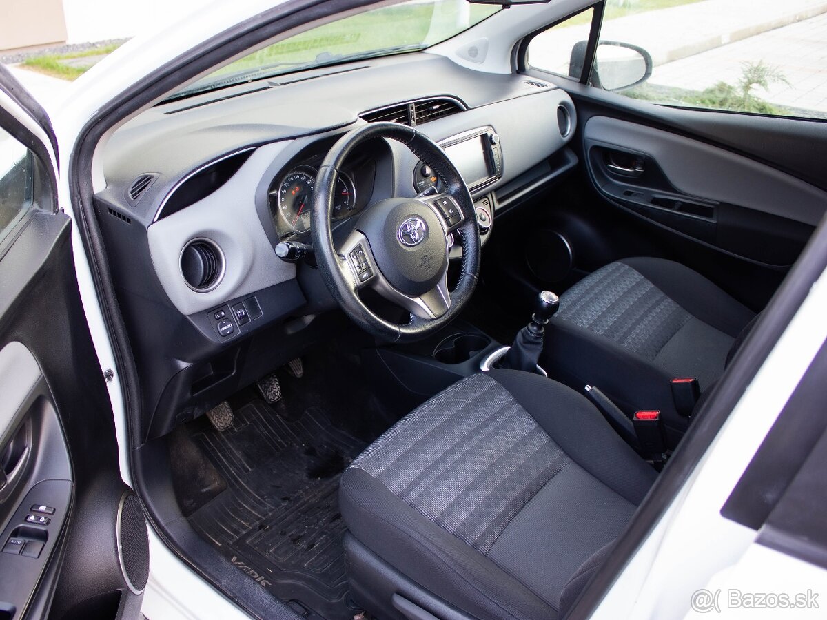 Toyota Yaris 1.3 2016 - 8