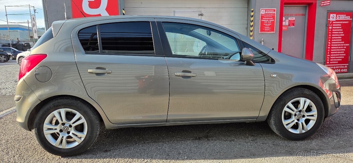 Opel Corsa 1.4 74kW benzín 136tisíc km - 8
