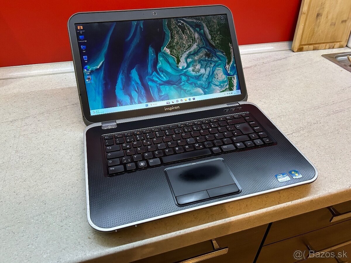 Dell Inspiron 15z s FHD lcd,Intel i7,8gb,128gb ssd,AMD 2gb - 8