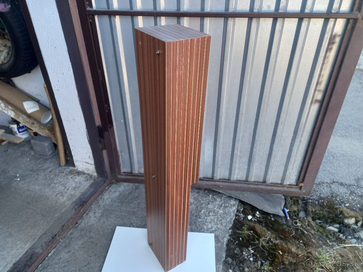 Kvetinová stena - 8