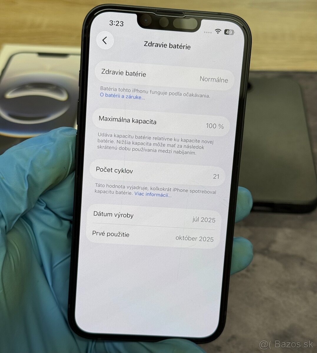 Apple iPhone 16e 128GB Black - 8