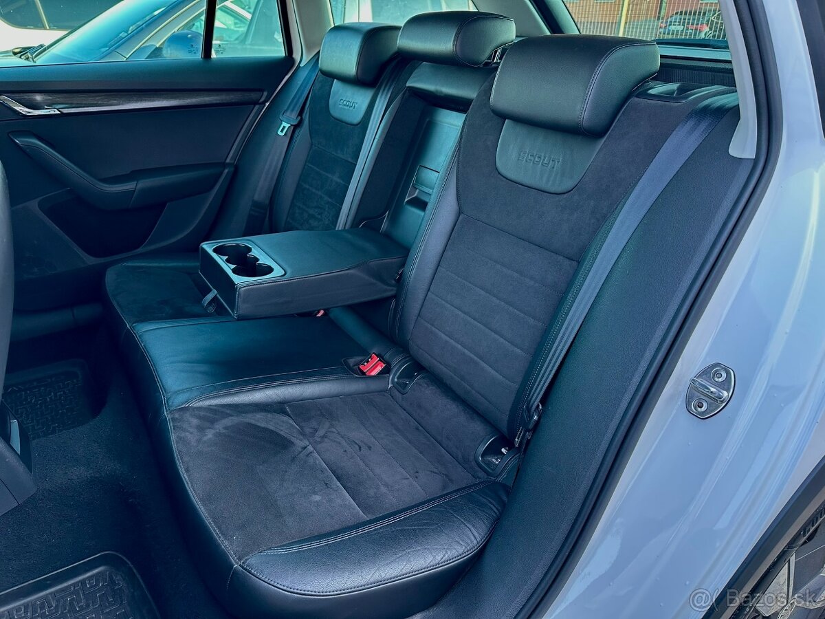 Škoda Octavia Combi SCOUT2.0 TDI DSG 4x4 - 8