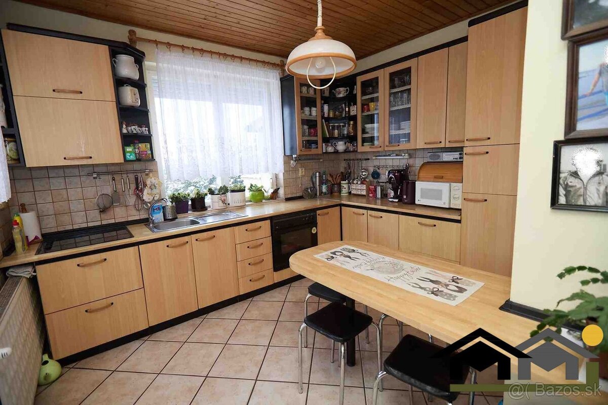 PREDAJ RODINNÉHO DOMU V BLÍZKOSTI CENTRA - 8