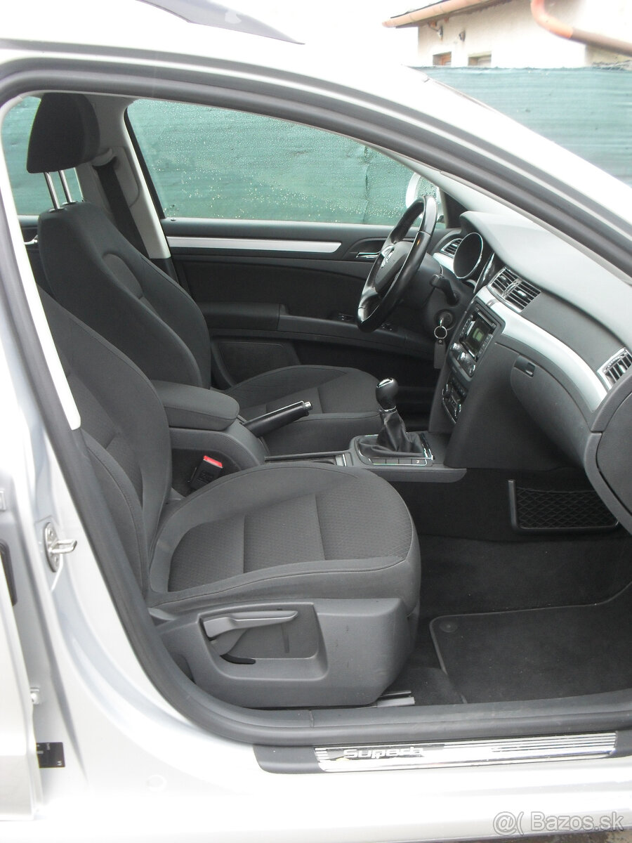 Škoda Superb Combi CR Elegance rv.2015 - 8