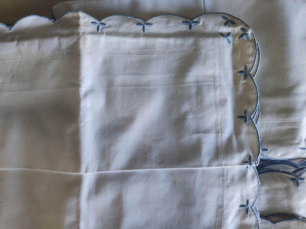 krásne postelne pradlo uloženka 2 sady - 8