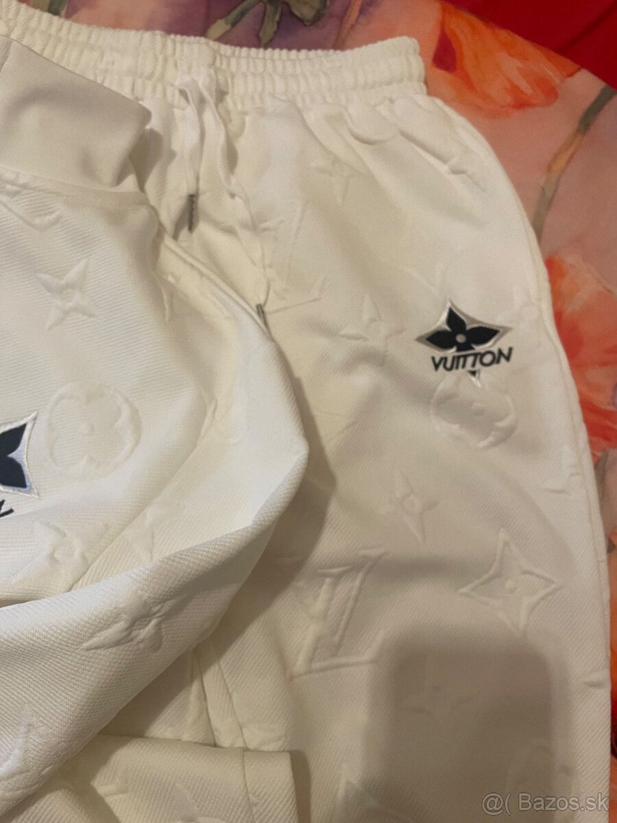 Teplakova suprava LV - 8