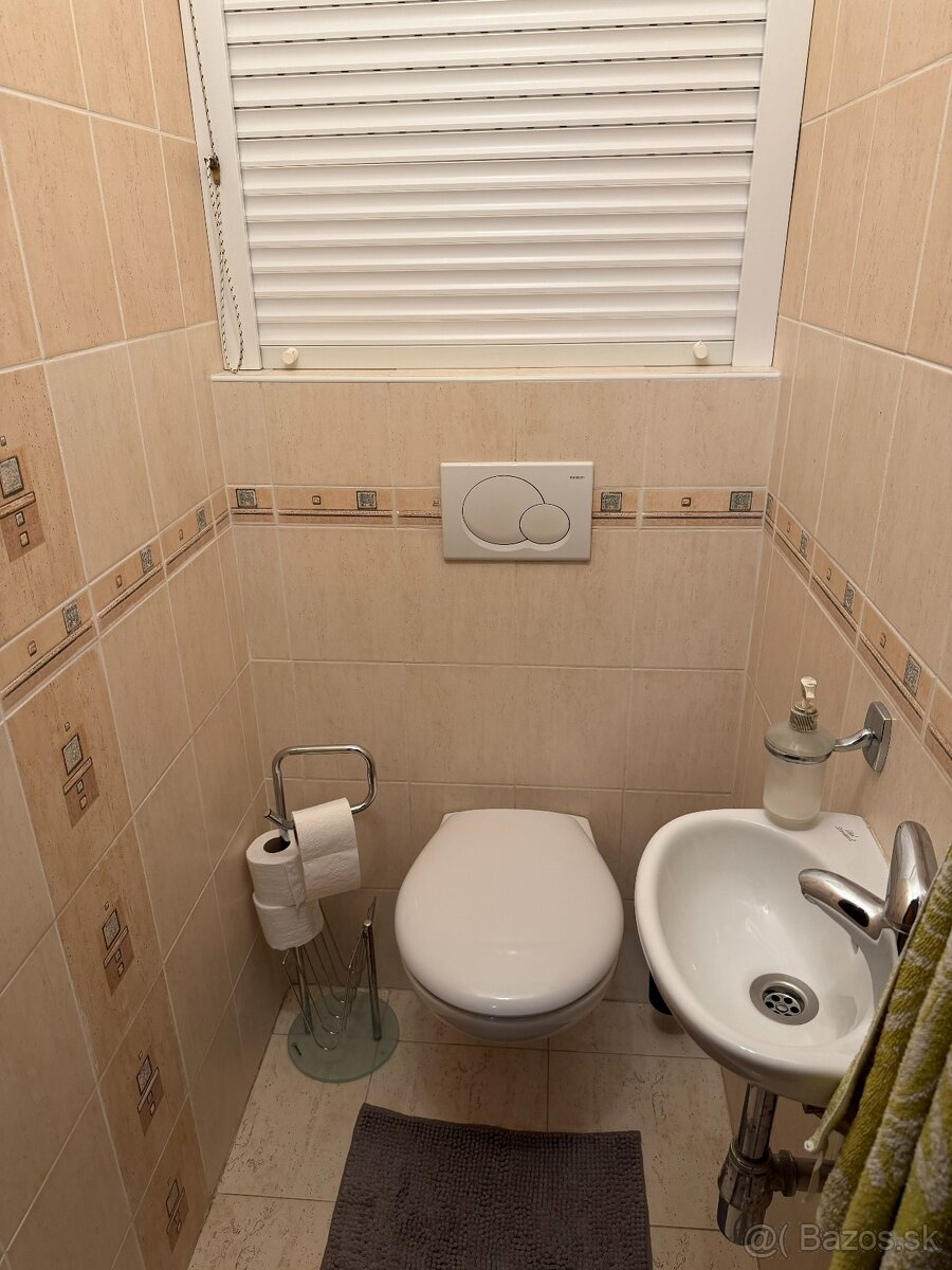 Prenájom 4- izbový byt - 8