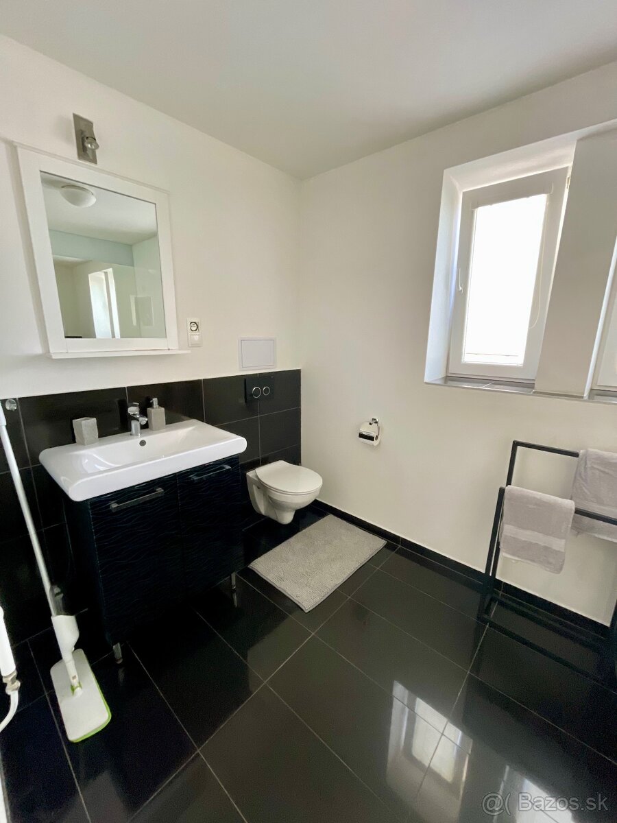 Moderný 2 Izbový byt na prenájom - 8