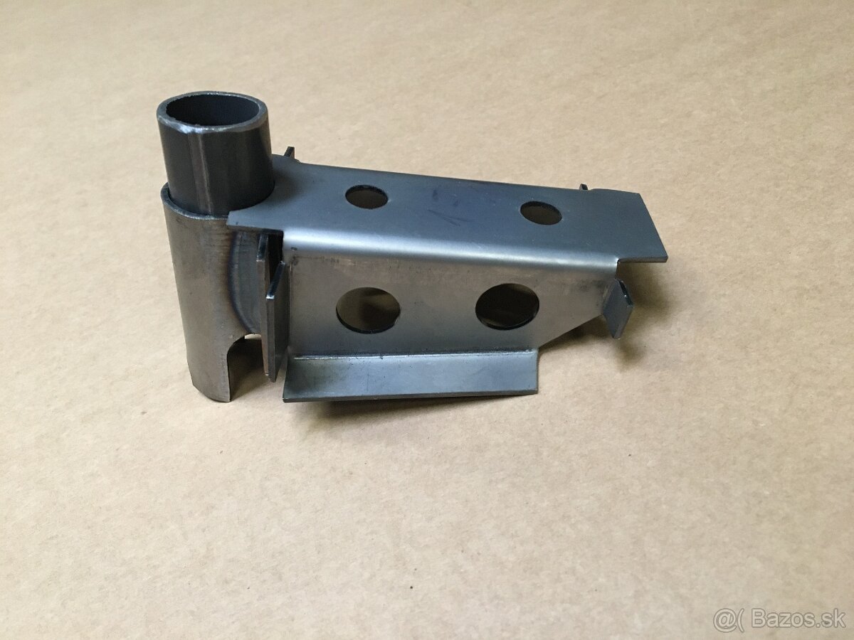 podlaha škoda 105, 120 - 8