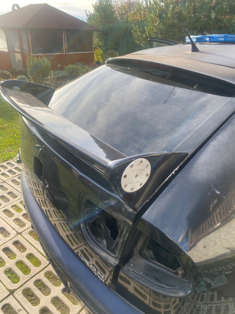 Seat Leon 1,9 TDi prvej generácie predám diely - 8