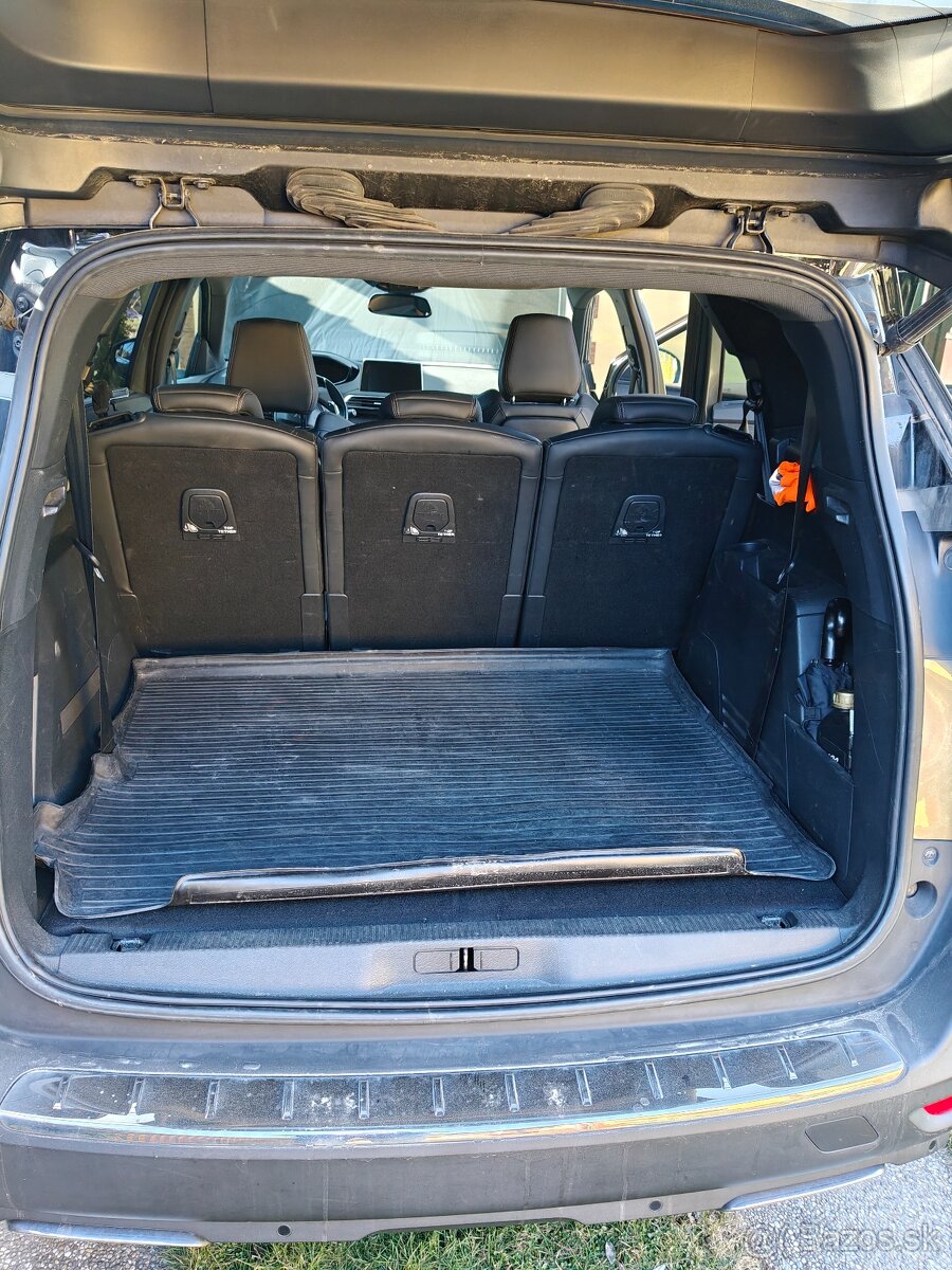 Peugeot 5008 GT AT - 8