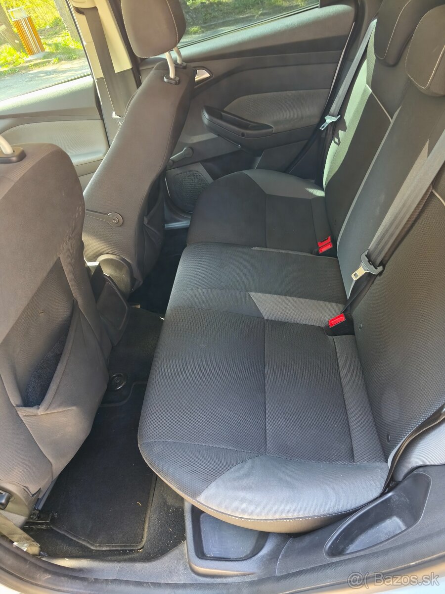 Predam Ford Focus 1.0 ecoboost kombi - 8
