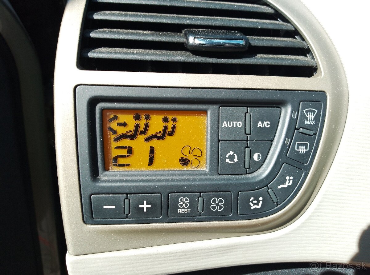Citroen C4 Grand Picasso 2.0HDI - 8